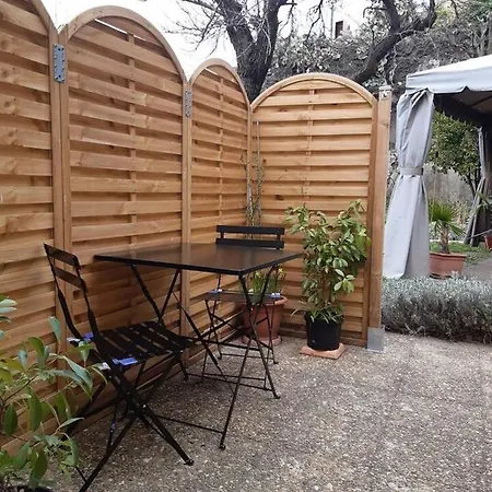Garden Annexe 2